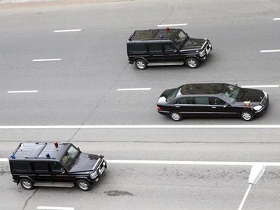 Инвестиции в создание машин для первых лиц составят 12 миллиардов рублей