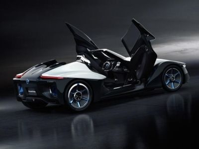 Nissan создал трехместный электрический спорткар