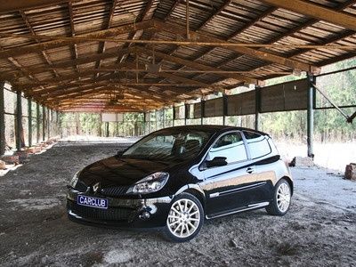Тест-драйв Renault Clio RS: Rазумный Sпорт