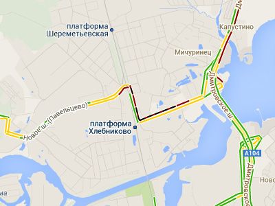 Грузовики с закрытой овощебазы в Бирюлево спровоцировали пробку