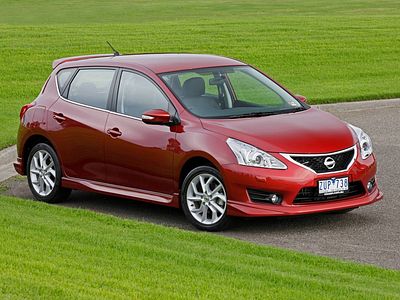 На Nissan пожаловались за агрессивную езду в рекламе