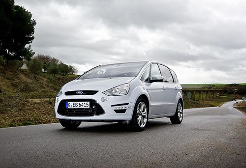 Ford S-MAX готов продолжить борьбу за лидерство в европейском сегменте среднеразмерных минивэнов, которую он ведет уже четвертый год подряд...