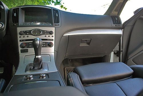 Infiniti G37 S Coupe. Фото с сайта 