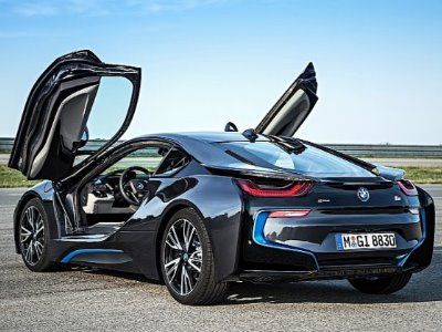 BMW не будет делать спортивные гибриды