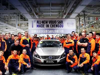 Volvo начал сборку длиннобазного седана S60